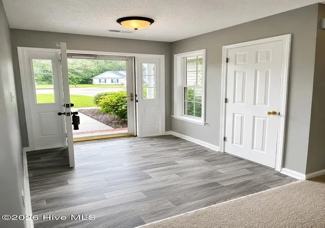 Photo 2 of Single family home for sale at 206 Rosewood Cir, Jacksonville, NC 28546 | MLS# 100583163 | Listing updated on 2026-08-28