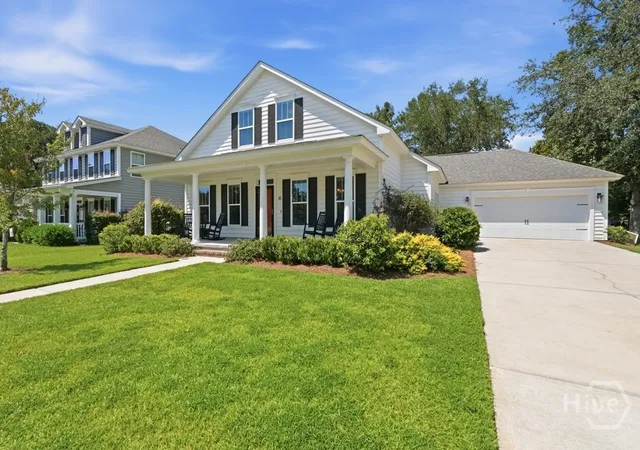 Photo 3 of Single family home for sale at 15 Oakhaven Ln, Savannah, GA 31419 | MLS# SA362968 | Listing updated on 2026-08-30