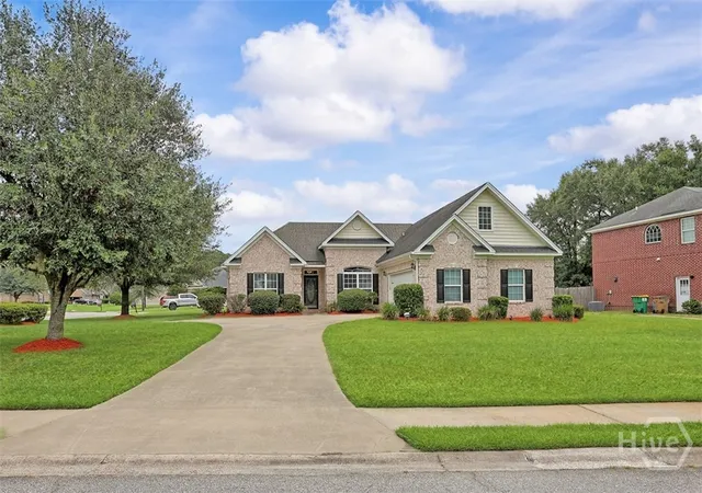 Photo 3 of Single family home for sale at 300 Brighton Woods Dr, Pooler, GA 31322 | MLS# SA362576 | Listing updated on 2026-09-12
