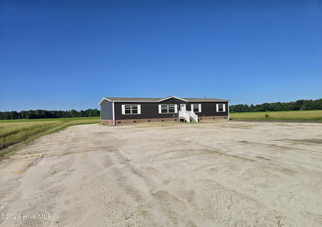 Photo 3 of Manufactured home for sale at 422 Hopewell Rd, Edenton, NC 27932 | MLS# 100593706 | Listing updated on 2026-08-20