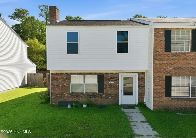 Photo 1 of Townhouse for sale at 208 Myrtlewood Cir, Jacksonville, NC 28546 | MLS# 100596194 | Listing updated on 2026-08-24