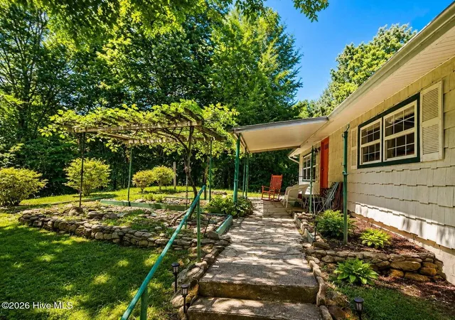 Photo 2 of Single family home for sale at 197 Pounding Mill Con, Hayesville, NC 28904 | MLS# 100598619 | Listing updated on 2026-09-02