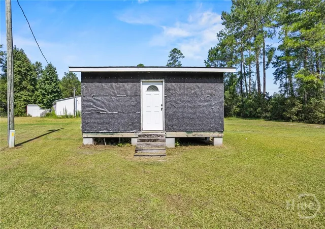 Photo 3 of Manufactured home for sale at 310 Midland Rd, Guyton, GA 31312 | MLS# SA362938 | Listing updated on 2026-08-19