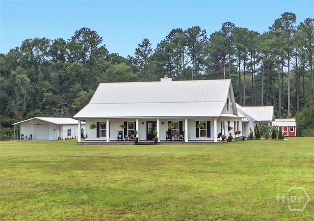 Single family home for sale at 755 Elbert Arnsdorff Rd, Springfield, GA 31329 | MLS# SA362442