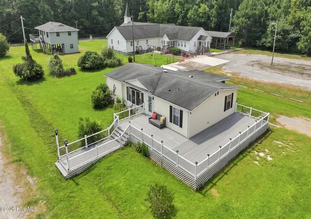 Manufactured home for sale at 100 Clubhouse Rd, Hertford, NC 27944 | MLS# 100597248
