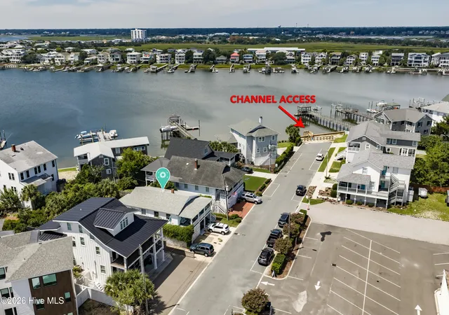 Photo 2 of Single family home for sale at 9 W Fayetteville St, Wrightsville Beach, NC 28480 | MLS# 100599465 | Listing updated on 2026-08-27