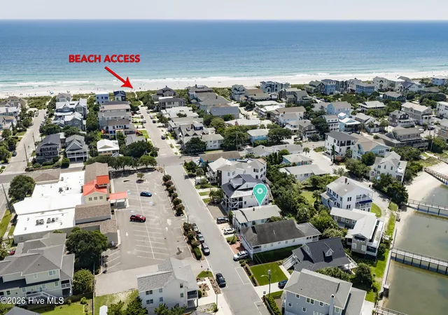 Photo 3 of Single family home for sale at 9 W Fayetteville St, Wrightsville Beach, NC 28480 | MLS# 100599465 | Listing updated on 2026-08-27