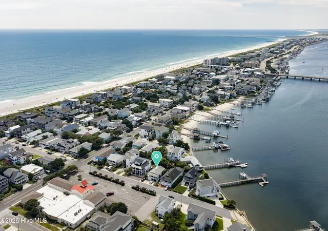 Photo 3 of Single family home for sale at 9 W Fayetteville St, Wrightsville Beach, NC 28480 | MLS# 100599465 | Listing updated on 2026-08-27