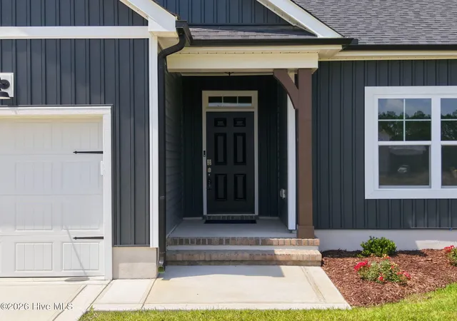 Photo 3 of Single family home for sale at 2986 Tucker Hl Dr, Greenville, NC 27858 | MLS# 100562187 | Listing updated on 2026-09-16