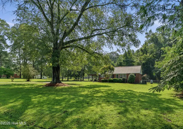 Photo 2 of Single family home for sale at 3001 S Nc 11 Hwy, Teachey, NC 28464 | MLS# 100598147 | Listing updated on 2026-09-26