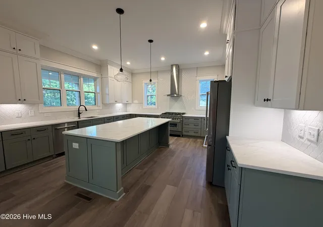 Photo 3 of Single family home for sale at 16 Overpeck Ln, Pinehurst, NC 28374 | MLS# 100593132 | Listing updated on 2026-08-25