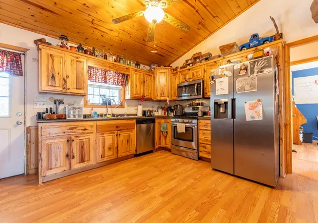 Photo 4 of Single family home for sale at 212 Pendergrass Rd, Marble, NC 28905 | MLS# 98525458 | Listing updated on 2026-08-18