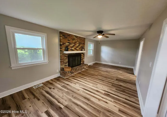 Photo 3 of Single family home for sale at 167 Winfall Blvd, Hertford, NC 27944 | MLS# 100575736 | Listing updated on 2026-10-07