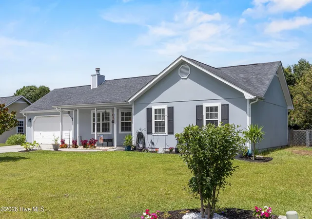 Photo 3 of Single family home for sale at 262 Parnell Rd, Hubert, NC 28539 | MLS# 100594304 | Listing updated on 2026-09-19