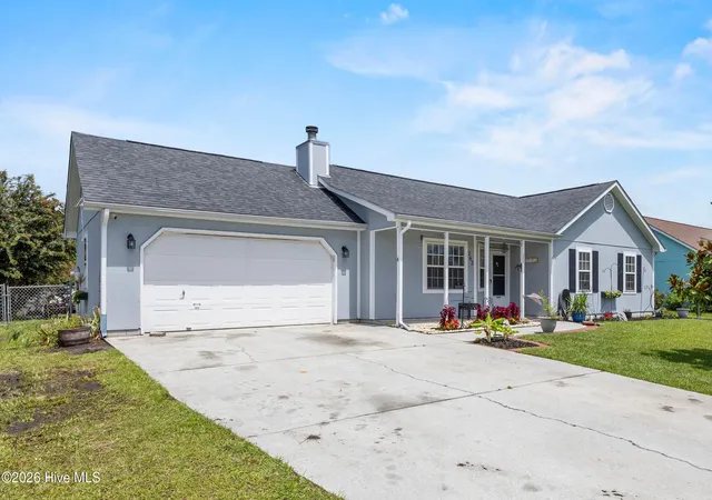 Photo 1 of Single family home for sale at 262 Parnell Rd, Hubert, NC 28539 | MLS# 100594304 | Listing updated on 2026-09-19