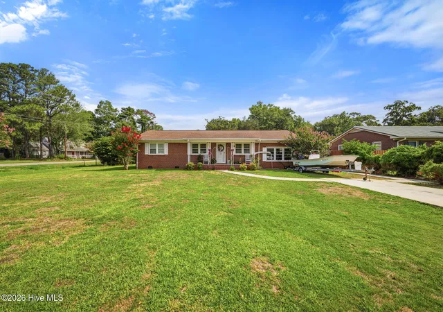 Photo 2 of Multi family home for sale at 4615 Masonboro Loop Rd, Wilmington, NC 28409 | MLS# 100598546 | Listing updated on 2026-08-24