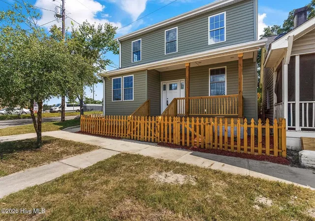 Photo 3 of Multi family home for sale at 4615 Masonboro Loop Rd, Wilmington, NC 28409 | MLS# 100598546 | Listing updated on 2026-08-24