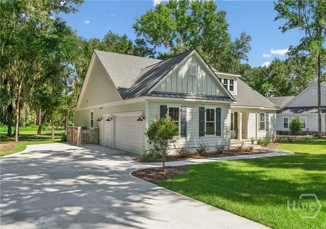 Photo 1 of Single family home for sale at 2009 Hidden Lagoon Ln Ne, Shellman Bluff, GA 31331 | MLS# SA363344 | Listing updated on 2026-09-14