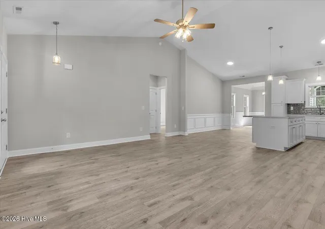 Photo 4 of Single family home for sale at 170 Middleton Pl, Sneads Ferry, NC 28460 | MLS# 100584439 | Listing updated on 2026-09-01