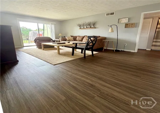 Photo 3 of Condo for sale at 182 Viking Ct, Athens, GA 30605 | MLS# CL362052 | Listing updated on 2026-10-05