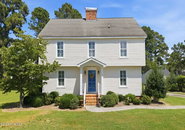 Photo 3 of Single family home for sale at 25 E River Acres Rd, Washington, NC 27889 | MLS# 100596309 | Listing updated on 2026-08-21