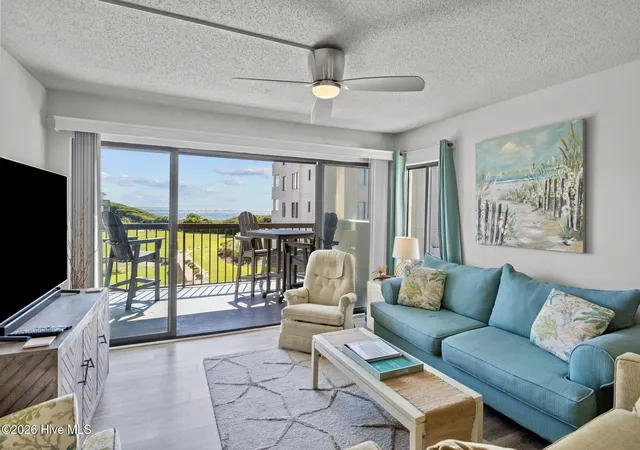 Listing Photo 4 - Condo for sale in building located at 8801 Reed Dr, Emerald Isle, NC 28594 - Unit #115