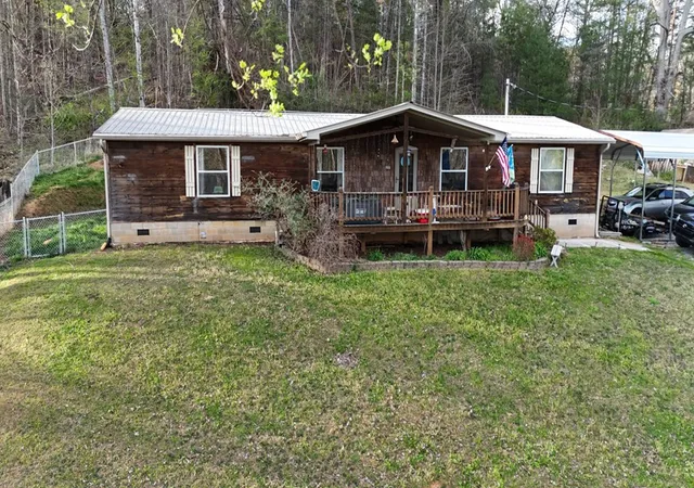 Photo 3 of Manufactured home for sale at 67 Eagle Ln, Hayesville, NC 28904 | MLS# 98519846 | Listing updated on 2026-08-18