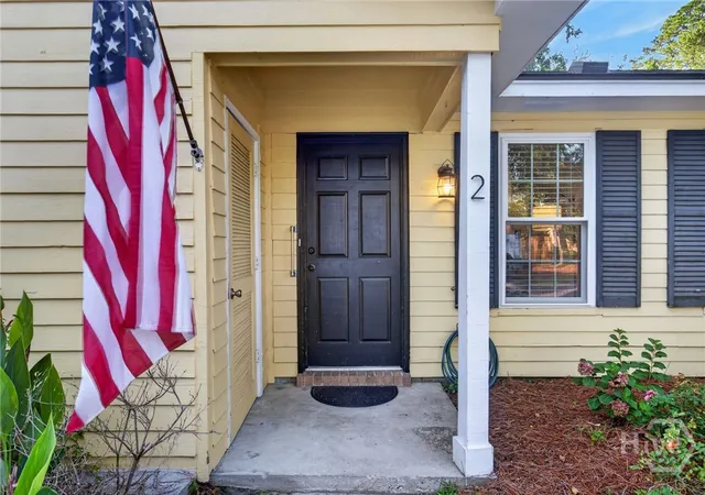 3rd image of 2 Harpoon Ct, Savannah, GA 31410 | MLS# SA362695