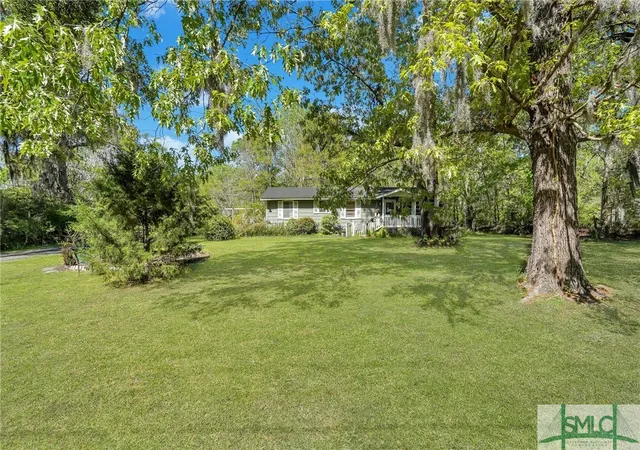 Photo 1 of Single family home for sale at 5805 Beverly St, Savannah, GA 31405 | MLS# SA309491 | Listing updated on 2026-10-29
