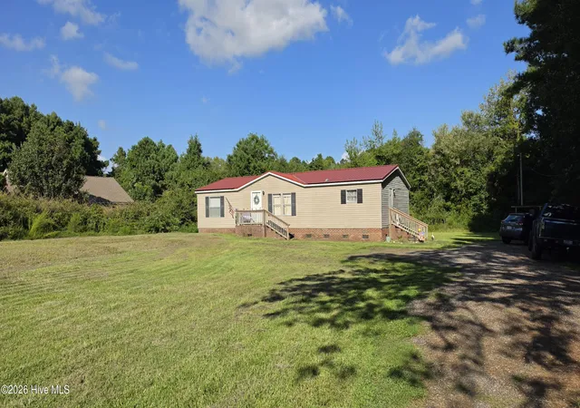 Photo 2 of Manufactured home for sale at 456 Russells Creek Rd, Beaufort, NC 28516 | MLS# 100599193 | Listing updated on 2026-08-26