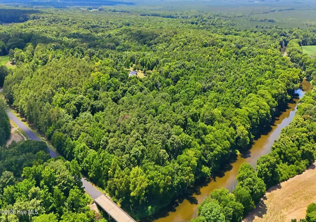 Photo 4 of Single family home for sale at 124 Riverside Rd, Carthage, NC 28327 | MLS# 100588114 | Listing updated on 2026-09-25