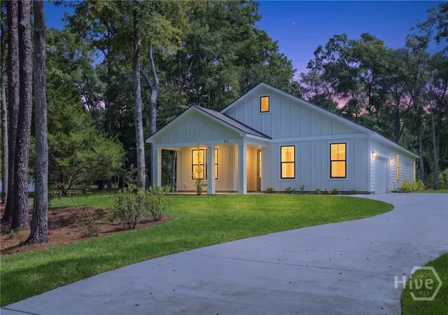 Photo 1 of Single family home for sale at 53 Marsh Dr, Beaufort, SC 29907 | MLS# SA355197 | Listing updated on 2026-09-14