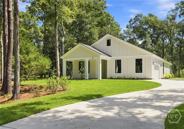 Photo 2 of Single family home for sale at 53 Marsh Dr, Beaufort, SC 29907 | MLS# SA355197 | Listing updated on 2026-09-14