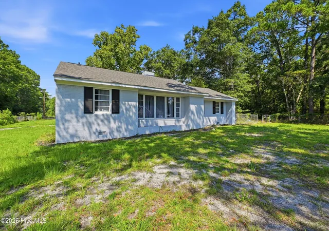 Photo 3 of Single family home for sale at 308 Holmes St, Shallotte, NC 28470 | MLS# 100598522 | Listing updated on 2026-09-12