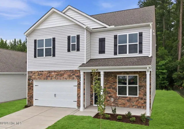 Photo 3 of Single family home for sale at 1405 Green Ridge Dr, Winterville, NC 28590 | MLS# 100597445 | Listing updated on 2026-09-15