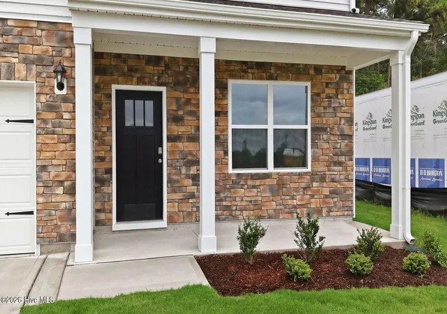 Photo 4 of Single family home for sale at 1405 Green Ridge Dr, Winterville, NC 28590 | MLS# 100597445 | Listing updated on 2026-09-15