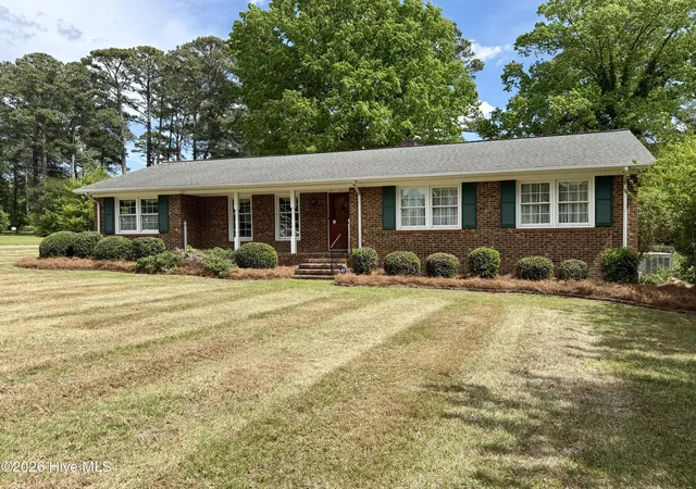 Photo 1 of Single family home for sale at 1391 Johnson Dr, Williamston, NC 27892 | MLS# 100569364 | Listing updated on 2026-08-23