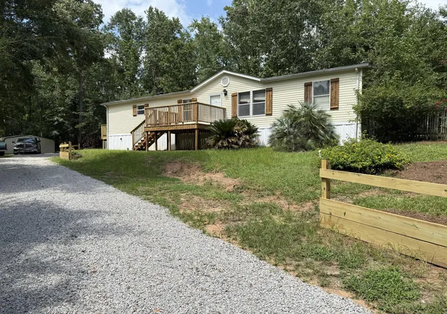 Photo 1 of Manufactured home for sale at 26 Flycatcher Dr, Trenton, SC 29847 | MLS# 98202533 | Listing updated on 2026-08-18