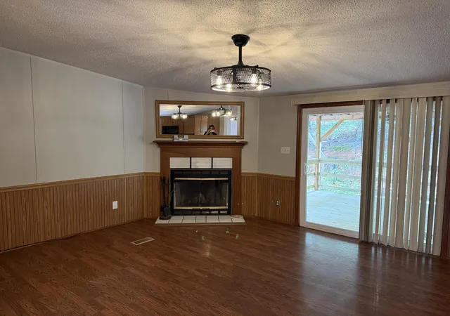 Photo 2 of Manufactured home for sale at 26 Flycatcher Dr, Trenton, SC 29847 | MLS# 98202533 | Listing updated on 2026-08-18