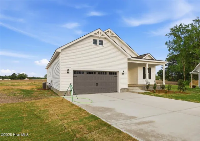 Photo 2 of Single family home for sale at 43 Gold Ct, Kenly, NC 27542 | MLS# 100593531 | Listing updated on 2026-10-02