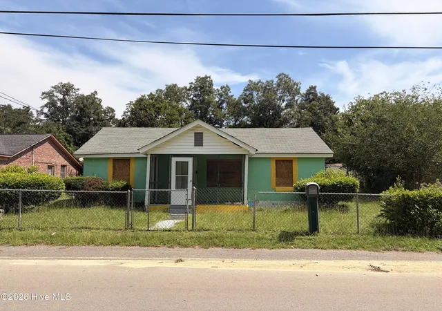 Photo 1 of Single family home for sale at 125 Lee St, Denmark, SC 29042 | MLS# 100598790 | Listing updated on 2026-08-25