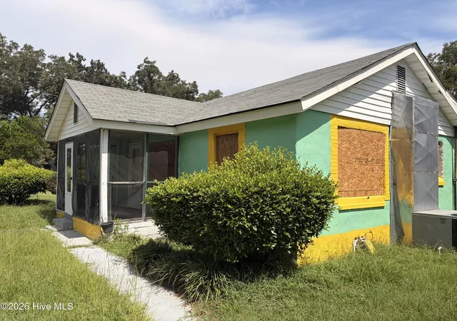 Photo 3 of Single family home for sale at 125 Lee St, Denmark, SC 29042 | MLS# 100598790 | Listing updated on 2026-08-25