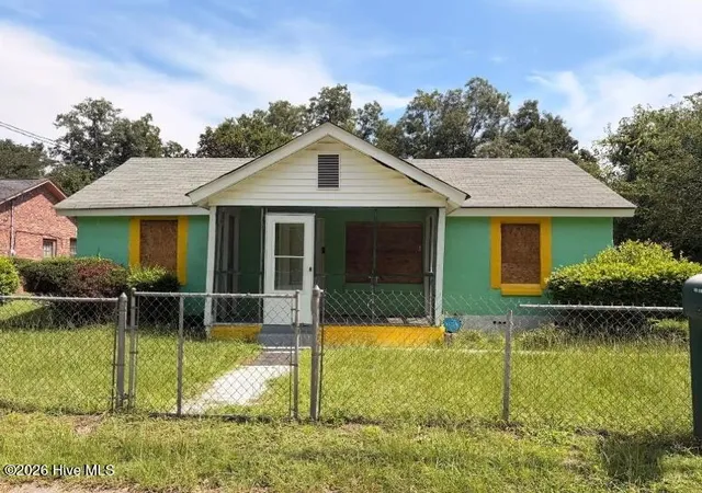 Photo 6 of Single family home for sale at 125 Lee St, Denmark, SC 29042 | MLS# 100598790 | Listing updated on 2026-08-25