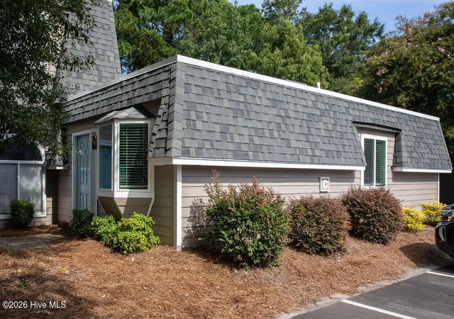 Photo 2 of Townhouse for sale at 6328 Wrightsville Ave #Apt C1, Wilmington, NC 28403 | MLS# 100599249 | Listing updated on 2026-09-03