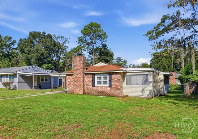 Photo 3 of Single family home for sale at 8611 Clarke Ave, Savannah, GA 31406 | MLS# SA362848 | Listing updated on 2026-08-28
