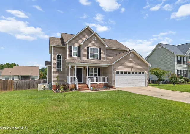 Photo 3 of Single family home for sale at 185 Snowberry Ln, Smithfield, NC 27577 | MLS# 100598600 | Listing updated on 2026-08-24