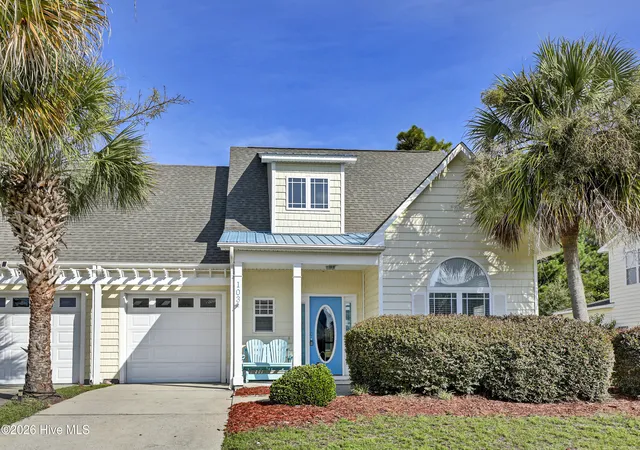 Photo 3 of Townhouse for sale at 103 Kiskadee Ct, Hampstead, NC 28443 | MLS# 100596171 | Listing updated on 2026-09-20