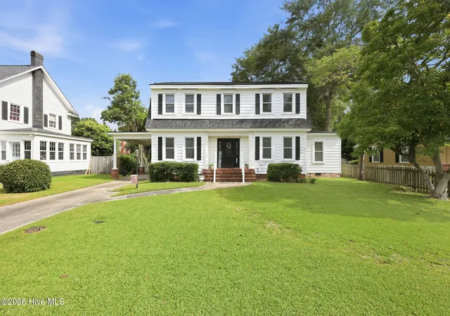 Photo 3 of Single family home for sale at 1410 Rhem Ave, New Bern, NC 28560 | MLS# 100594108 | Listing updated on 2026-09-02