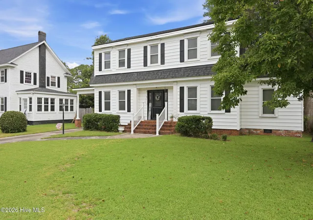 Photo 4 of Single family home for sale at 1410 Rhem Ave, New Bern, NC 28560 | MLS# 100594108 | Listing updated on 2026-09-02