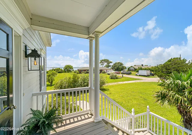 Photo 4 of Single family home for sale at 255 Oak Rd, Beaufort, NC 28516 | MLS# 100592047 | Listing updated on 2026-09-22